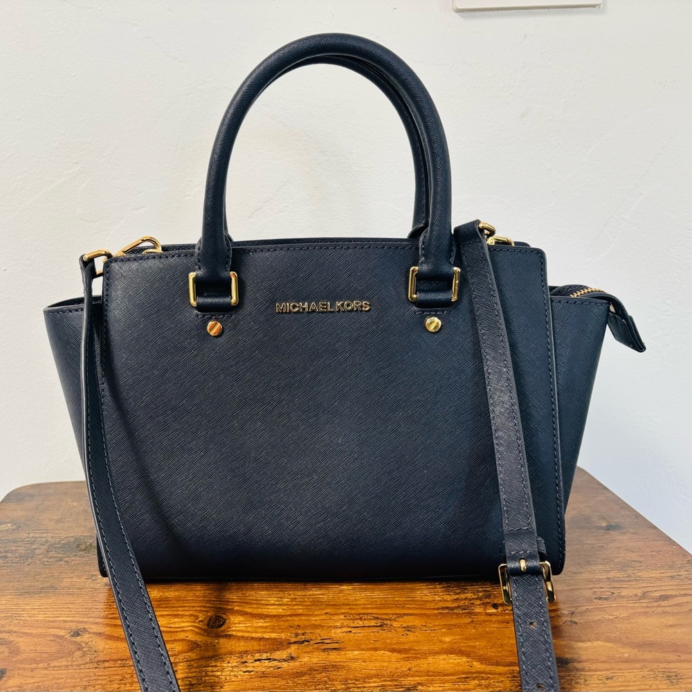 Michael Kors Navy Leather Handbag Selma Satchel